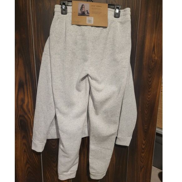 NWT Rae Dunn Pickleball Rugby Style Sweatshirt & Jogger Set Heather Gray $102 S - Picture 2 of 6